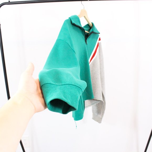 Genetic Apparel Cropped Sweater - Picture 8 of 8